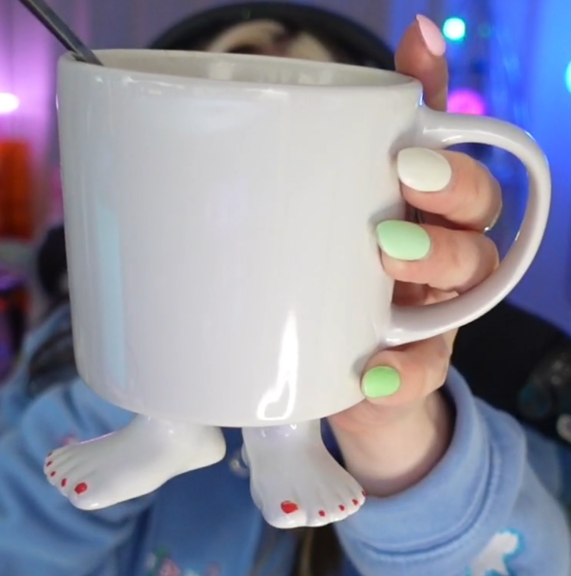 Toes